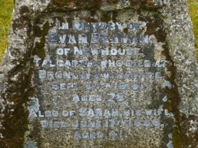 Evan Bevan and Sarah Hinckley inscription