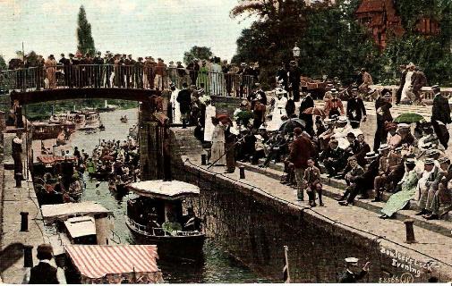 Boulter's Lock, evening, Maidenhead