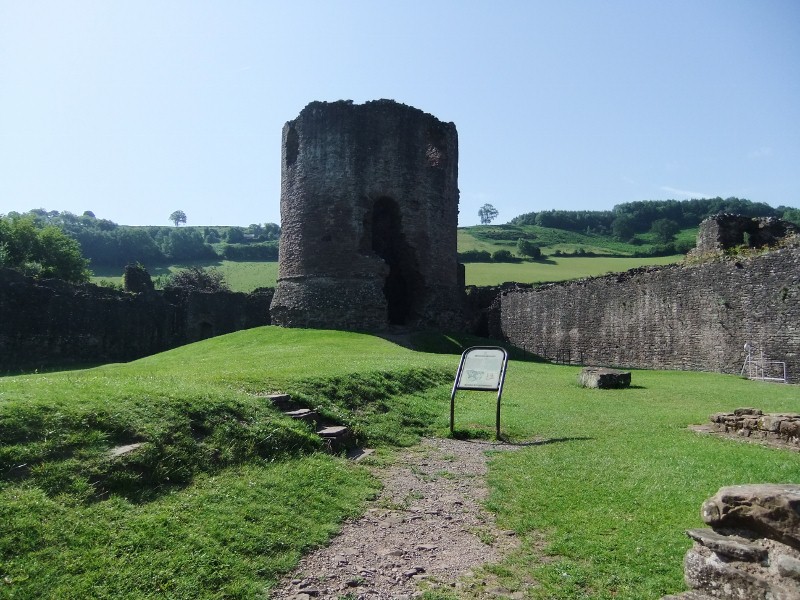 Skenfrith, castle interior